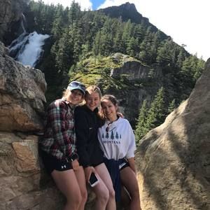 Meet your Posher, Alyssa